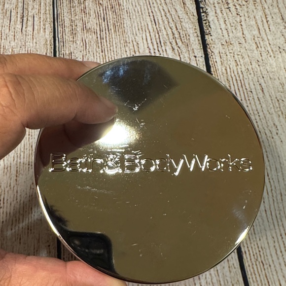 NWT Bath & Body Works Rum Rum Reindeer Candle 3 Wick BBW - Picture 3 of 7